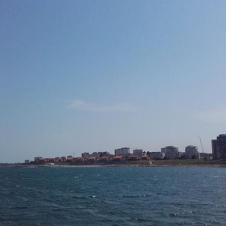 Apartment Nucu I Constanţa Esterno foto